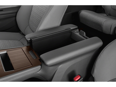 2022 Toyota Sienna LE 8 Passenger