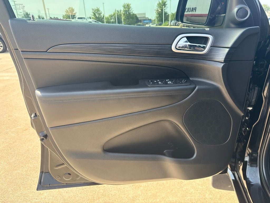 2022 Jeep Grand Cherokee Laredo X