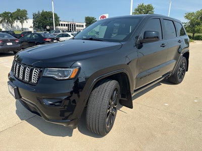 2022 Jeep Grand Cherokee Laredo X