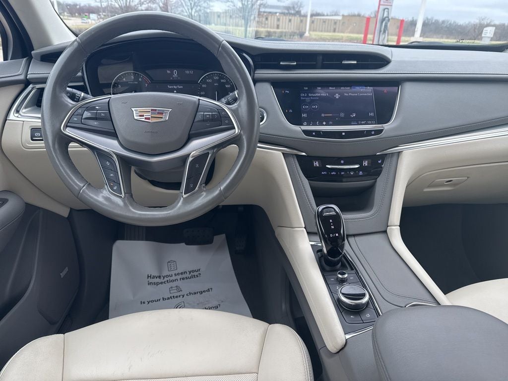 2020 Cadillac XT5 Premium Luxury
