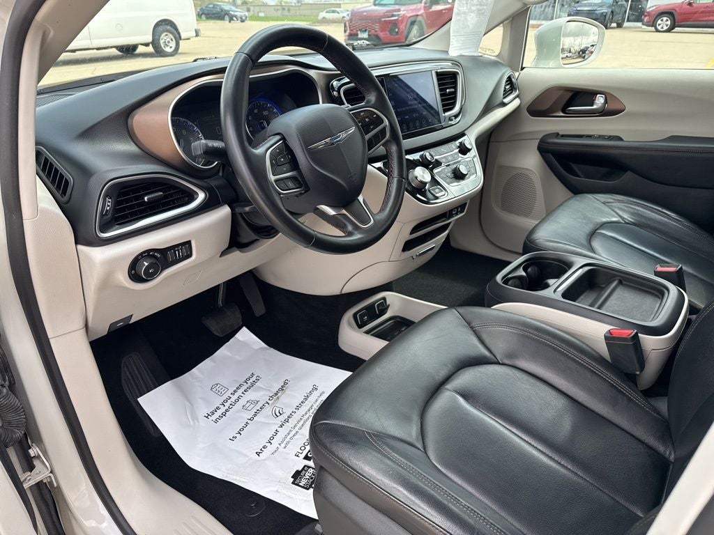 2017 Chrysler Pacifica Touring L