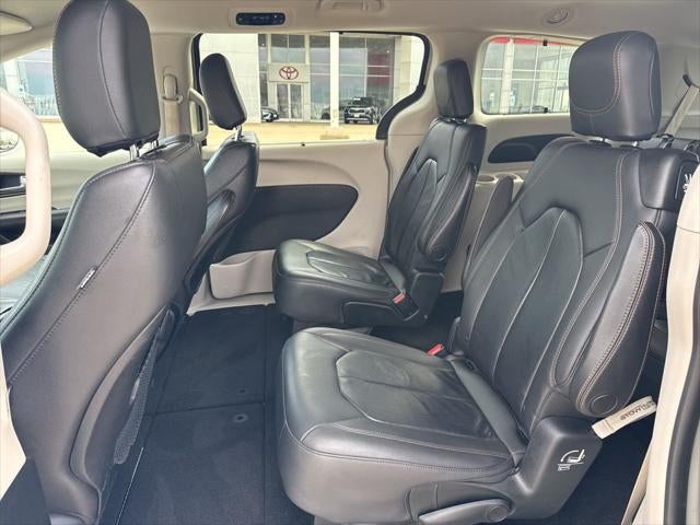 2017 Chrysler Pacifica Touring L