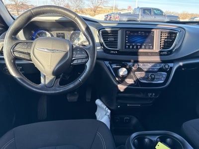 2020 Chrysler Pacifica Touring