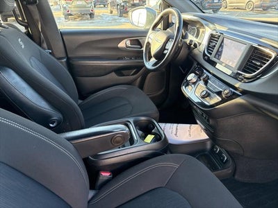 2020 Chrysler Pacifica Touring