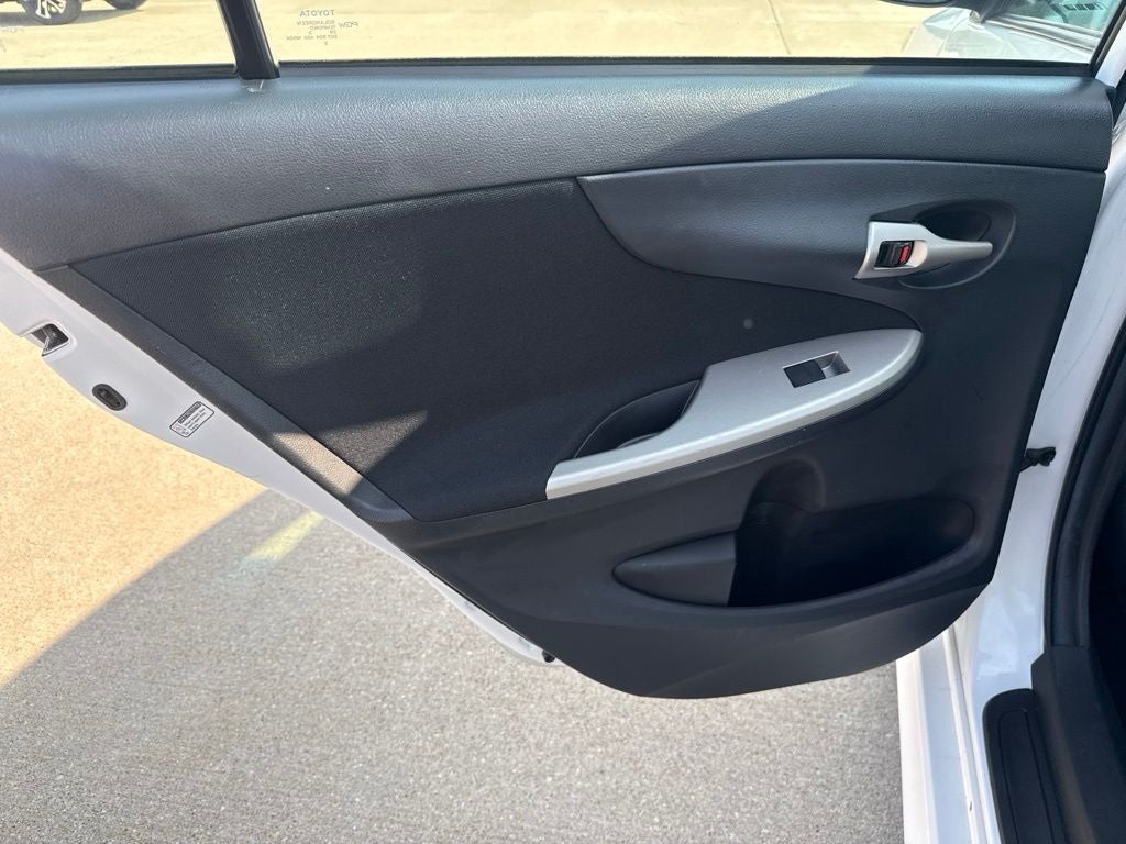 2013 Toyota COROLLA S