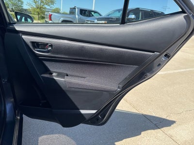 2017 Toyota COROLLA LE