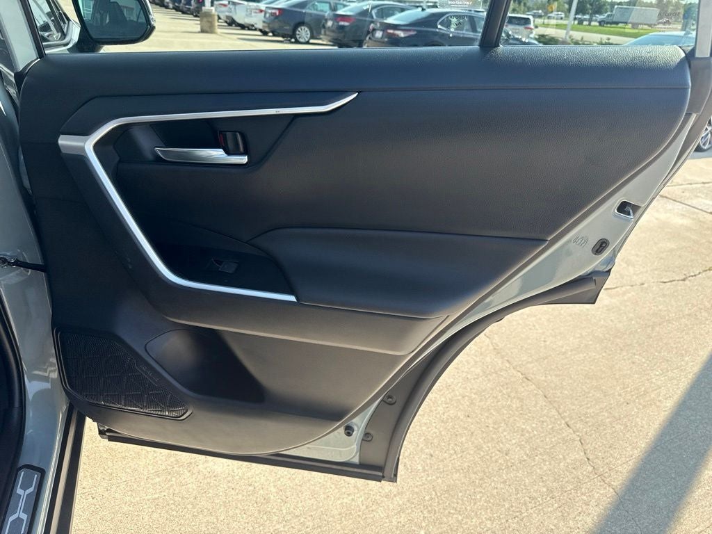 2022 Toyota RAV4 XLE Premium TOYOTA GOLD CERTIFIED