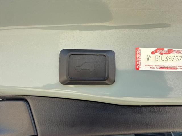 2022 Toyota RAV4 XLE Premium TOYOTA GOLD CERTIFIED