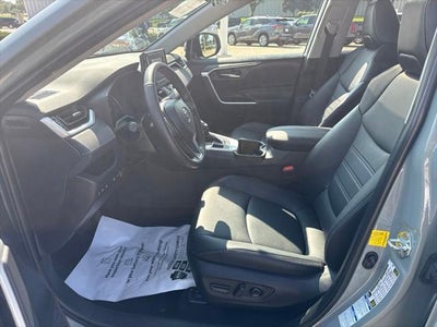 2022 Toyota RAV4 XLE Premium TOYOTA GOLD CERTIFIED
