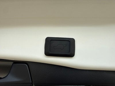 2025 Toyota RAV4 XLE Premium GOLD CERTIFIED