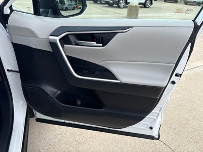 2025 Toyota RAV4 XLE Premium GOLD CERTIFIED