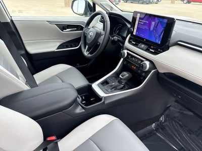 2025 Toyota RAV4 XLE Premium GOLD CERTIFIED