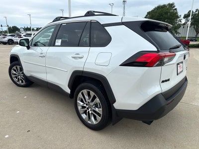 2025 Toyota RAV4 XLE Premium GOLD CERTIFIED