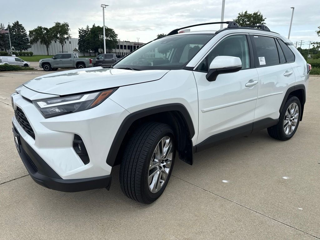 2025 Toyota RAV4 XLE Premium GOLD CERTIFIED