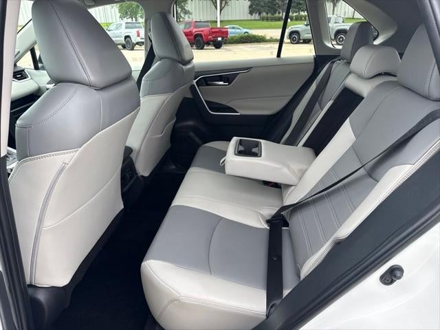 2025 Toyota RAV4 XLE Premium GOLD CERTIFIED