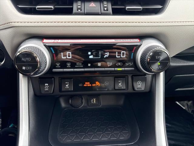 2025 Toyota RAV4 XLE Premium GOLD CERTIFIED