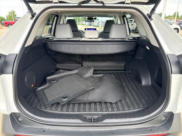 2025 Toyota RAV4 XLE Premium GOLD CERTIFIED