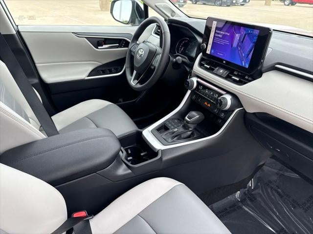 2025 Toyota RAV4 XLE Premium GOLD CERTIFIED