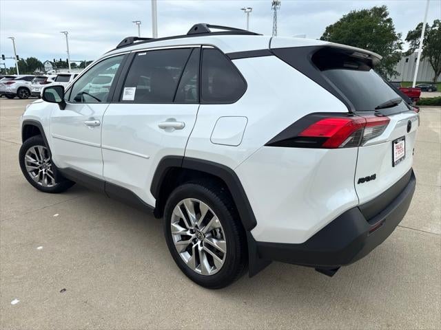 2025 Toyota RAV4 XLE Premium GOLD CERTIFIED