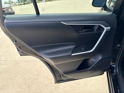 2022 Toyota RAV4 LE TOYOTA GOLD CERTIFIED