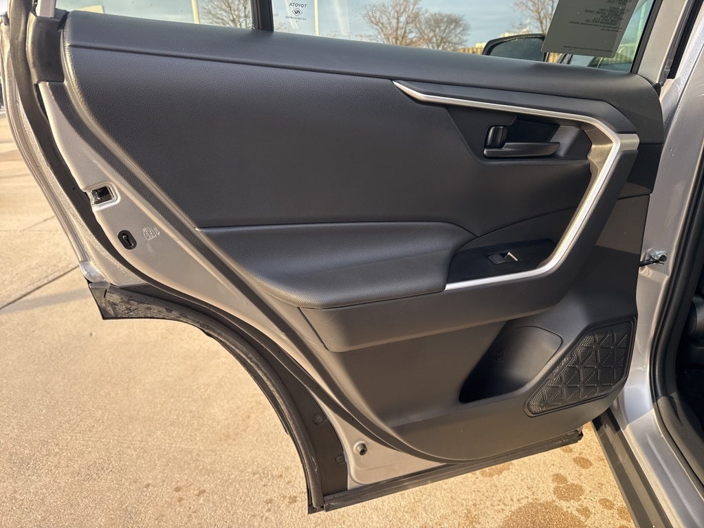 2024 Toyota RAV4 LE TOYOTA GOLD CERTIFIED