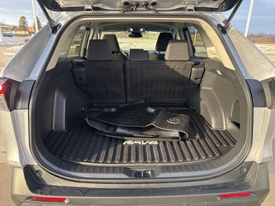 2024 Toyota RAV4 LE TOYOTA GOLD CERTIFIED