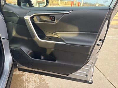 2024 Toyota RAV4 LE TOYOTA GOLD CERTIFIED