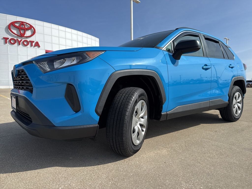 2019 Toyota RAV4 LE
