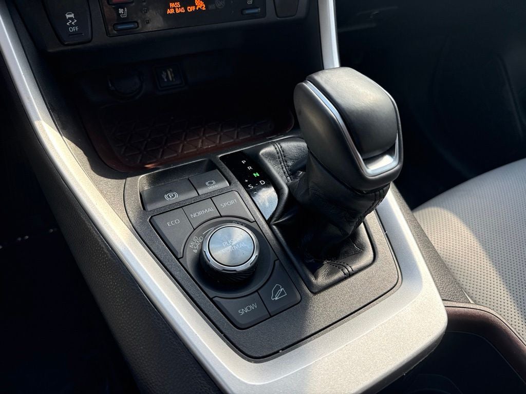 2024 Toyota RAV4 Limited TOYOTA GOLD CERTIFIED