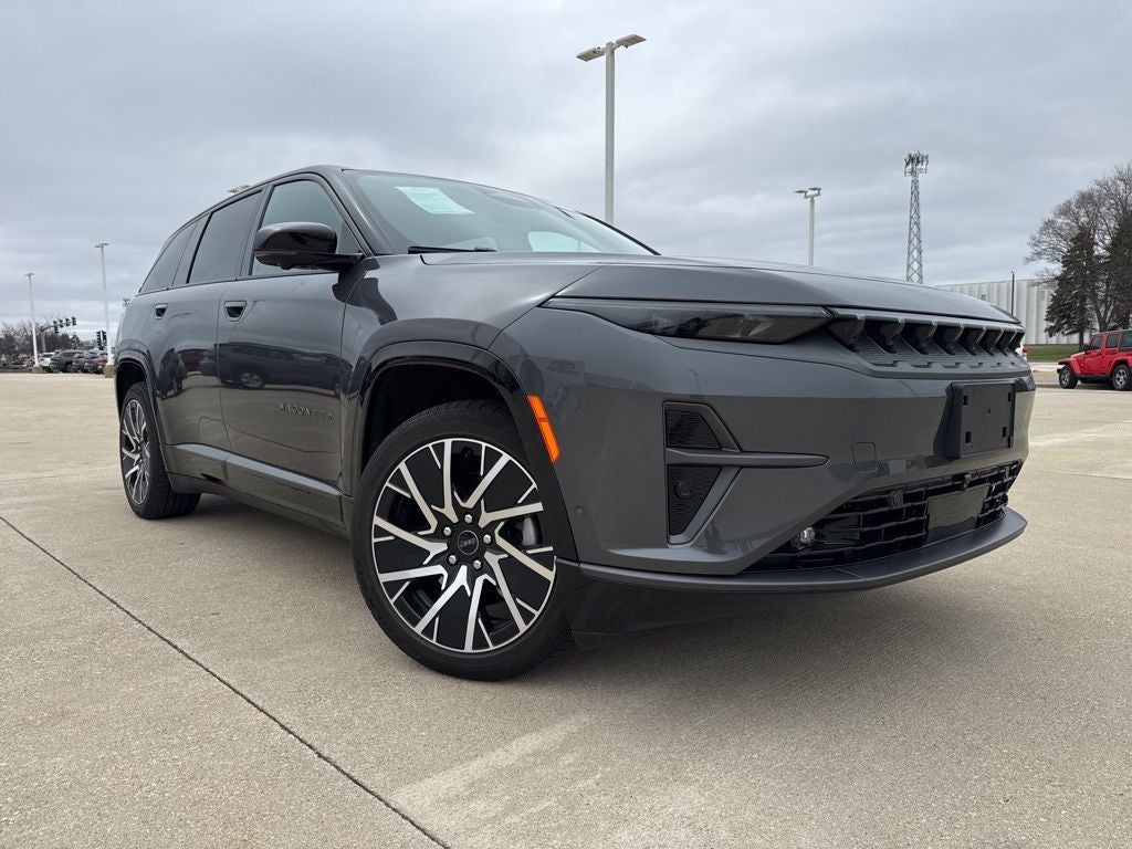 Used 2025 Jeep Wagoneer S Limited with VIN 3C4RJNCK6ST573540 for sale in Crystal Lake, IL