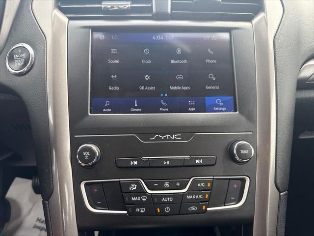 2020 Ford Fusion SE