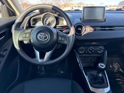 2017 Toyota YARIS iA Base