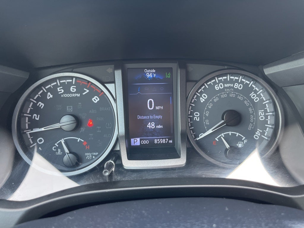 2022 Toyota TACOMA TRD OFFRD TRD Off-Road V6 TOYOTA SILVER CERTIFIED