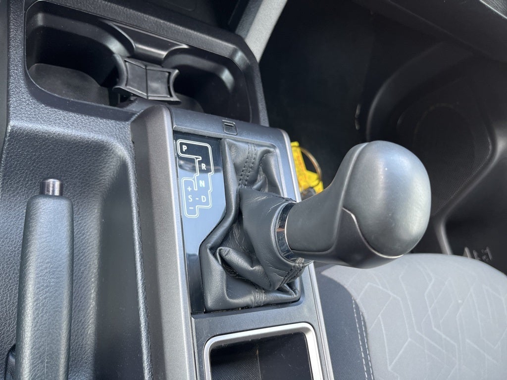 2022 Toyota TACOMA TRD OFFRD TRD Off-Road V6 TOYOTA SILVER CERTIFIED