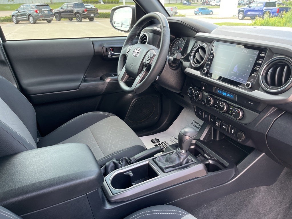 2022 Toyota TACOMA TRD OFFRD TRD Off-Road V6 TOYOTA SILVER CERTIFIED