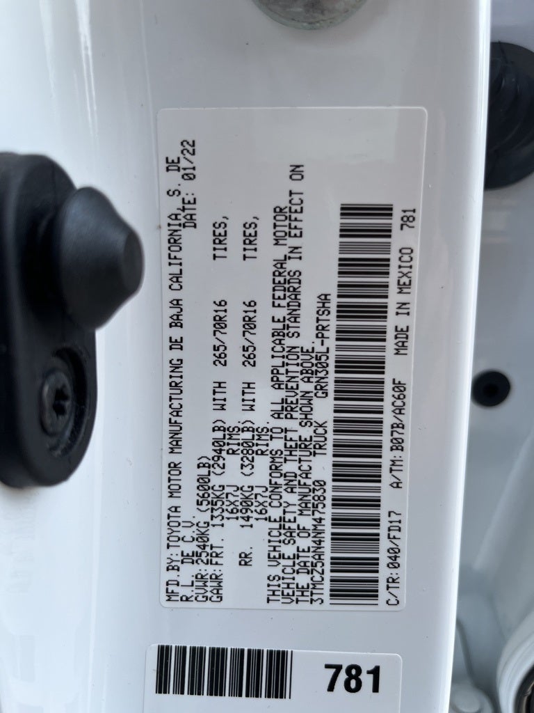 2022 Toyota TACOMA TRD OFFRD TRD Off-Road V6 TOYOTA SILVER CERTIFIED