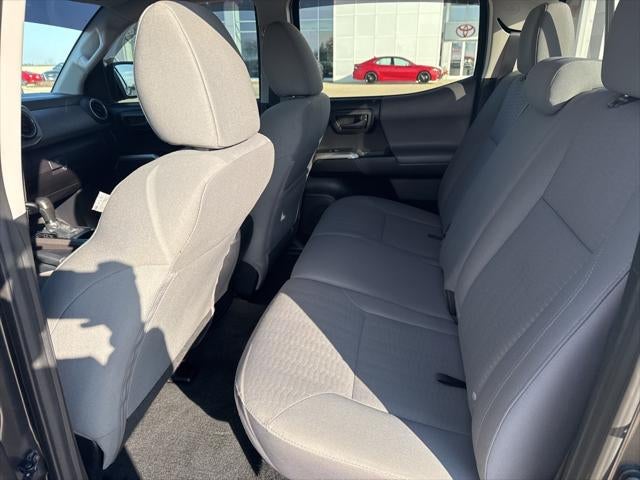 2019 Toyota TACOMA SR5 SR5 V6