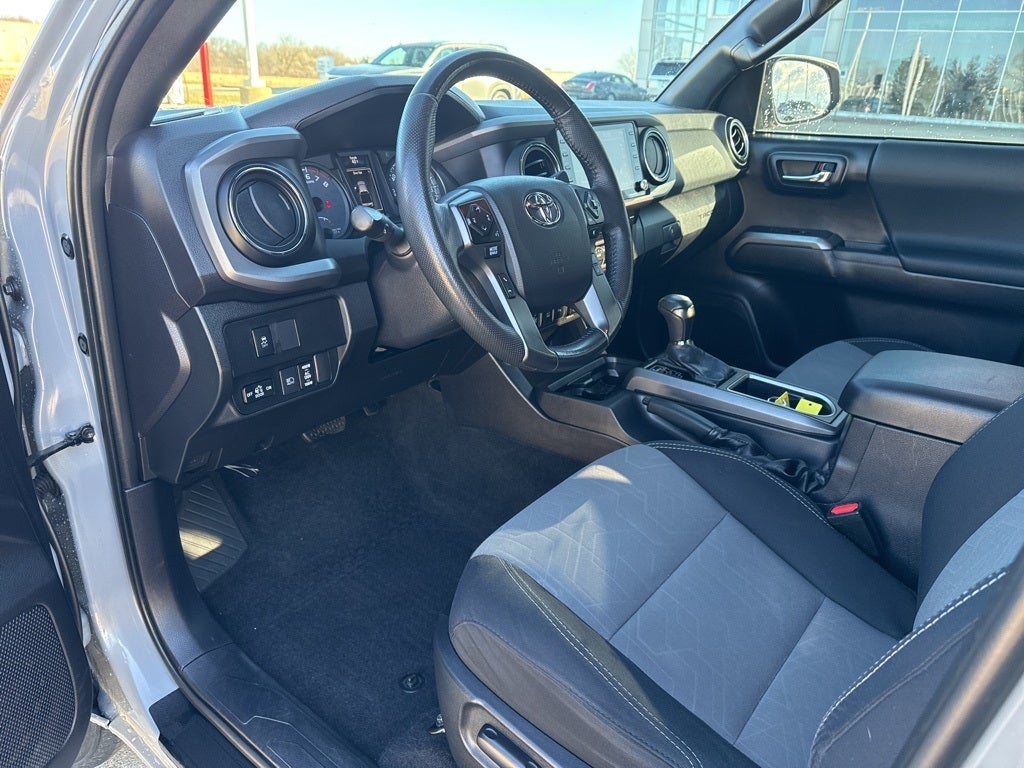 2021 Toyota TACOMA TRD OFFRD TRD Off-Road V6 TOYOTA GOLD CERTIFIED