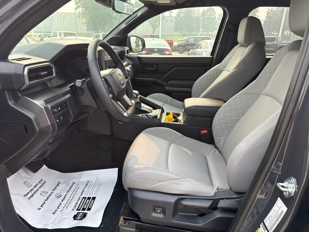 2025 Toyota Tacoma SR5 TOYOTA GOLD CERTIFIED