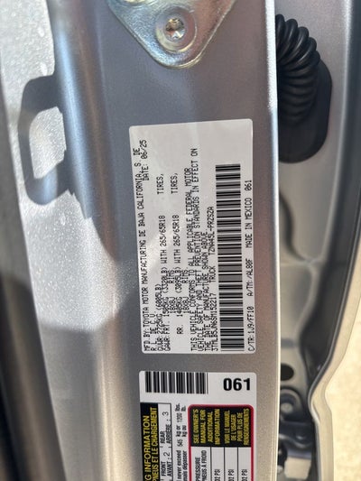 2025 Toyota TACOMA SR5 SR5 GOLD CERTIFIED