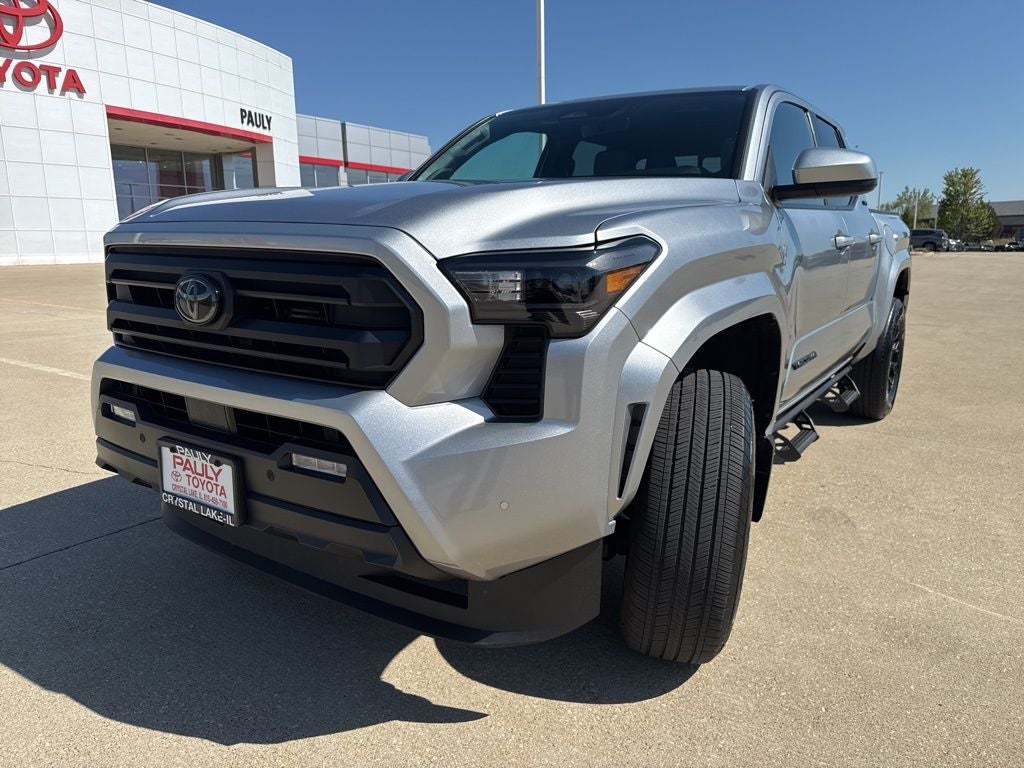2025 Toyota TACOMA SR5 SR5 GOLD CERTIFIED