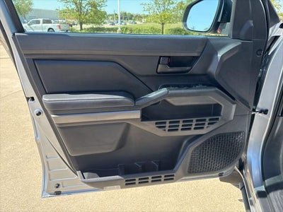 2025 Toyota TACOMA SR5 SR5 GOLD CERTIFIED