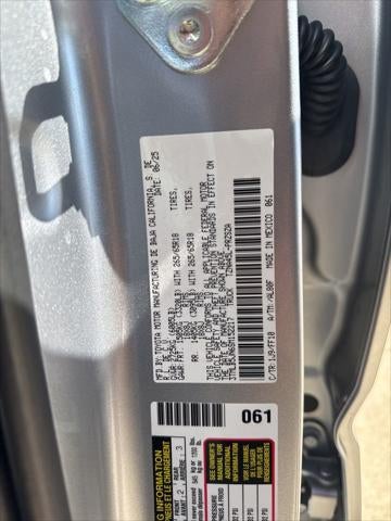 2025 Toyota TACOMA SR5 SR5 GOLD CERTIFIED