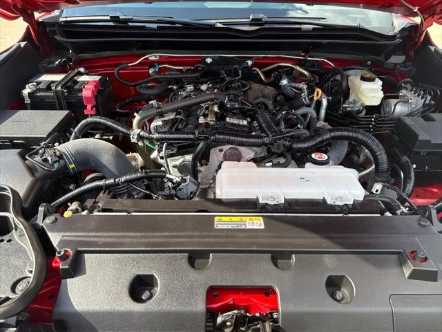 2025 Toyota Tacoma SR5 TOYOTA GOLD CERTIFIED
