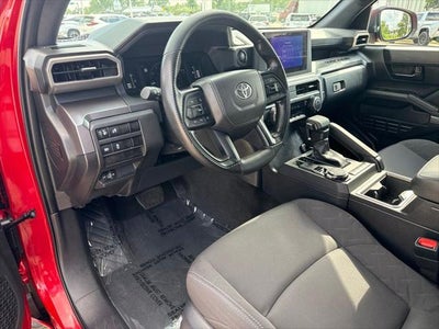 2025 Toyota Tacoma SR5 TOYOTA GOLD CERTIFIED