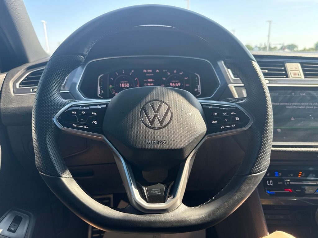 2024 Volkswagen Tiguan 2.0T SEL R-Line