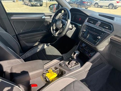 2024 Volkswagen Tiguan 2.0T SEL R-Line