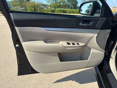 2013 Subaru Legacy 2.5i Premium