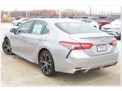 2018 Toyota Camry SE