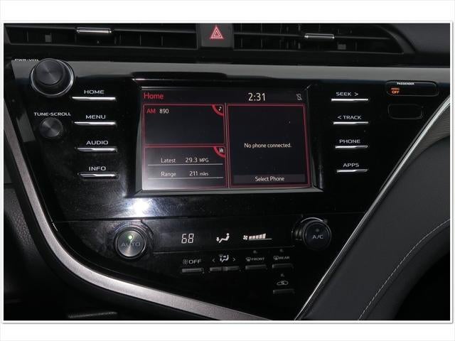 2018 Toyota Camry SE